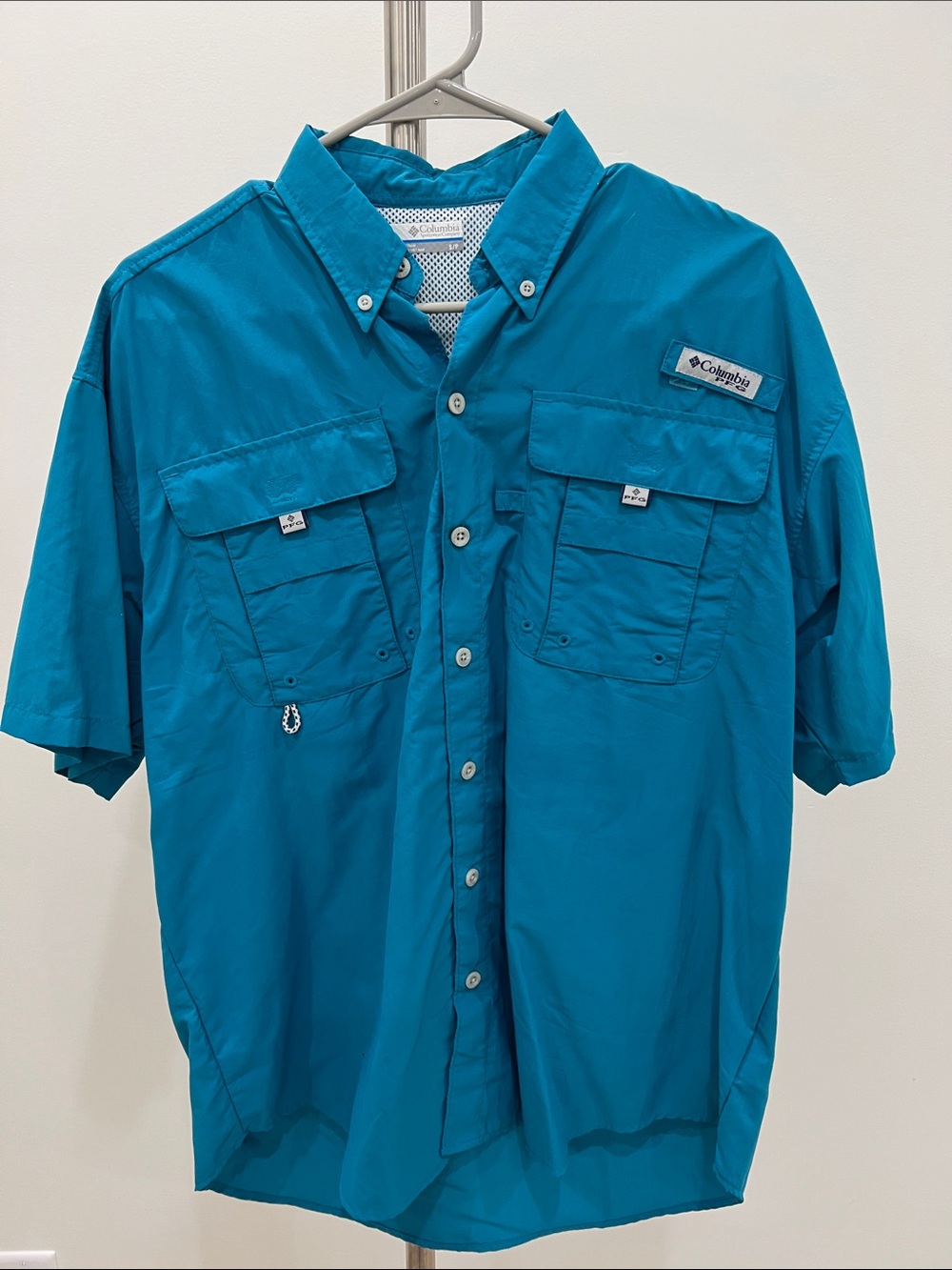 Columbia Men’s Teal Short-Sleeve Button-Down Fishing Shirt